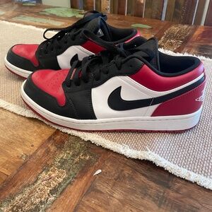 Mens Nike Jordans Size 11